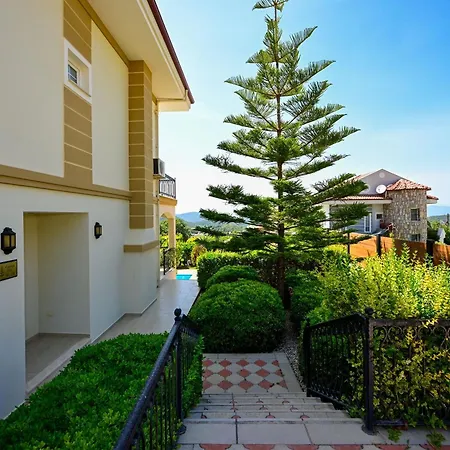 Arokarya Villa